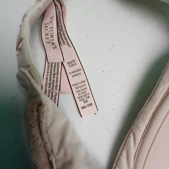Victorias Secret Body By Victoria No Wire T-Shirt Bra Beige 38C - Picture 4 of 8